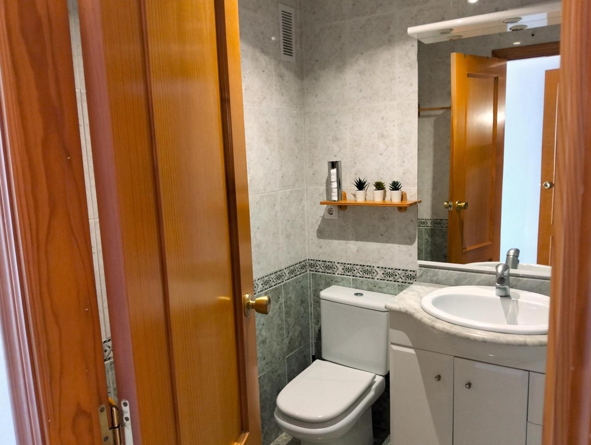 1ª Linea Del Mar 2 Habitaciones 2 Banos, Parking Subterraneo Incluido, Mascotas إل كامبيلو المظهر الخارجي الصورة